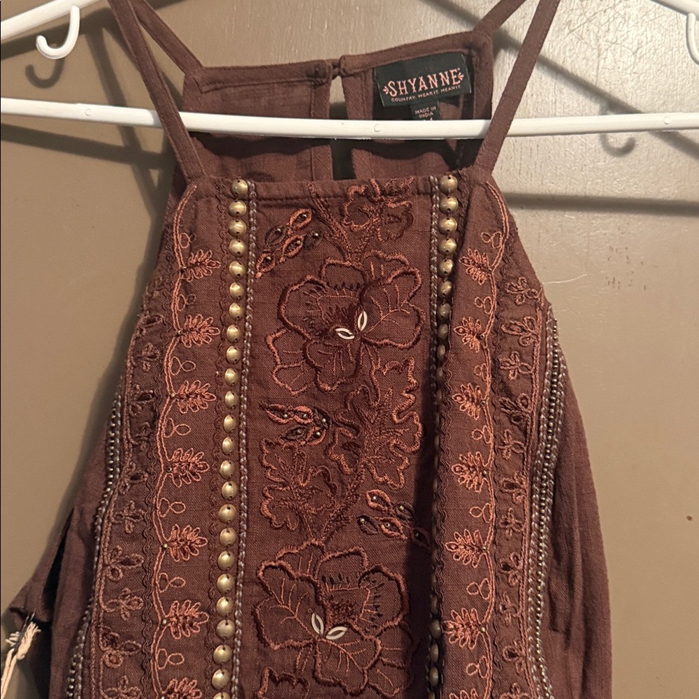 SHYANNE WOMEN'S Western EMBELLISHED HALTER TANK - Picture 4 of 9